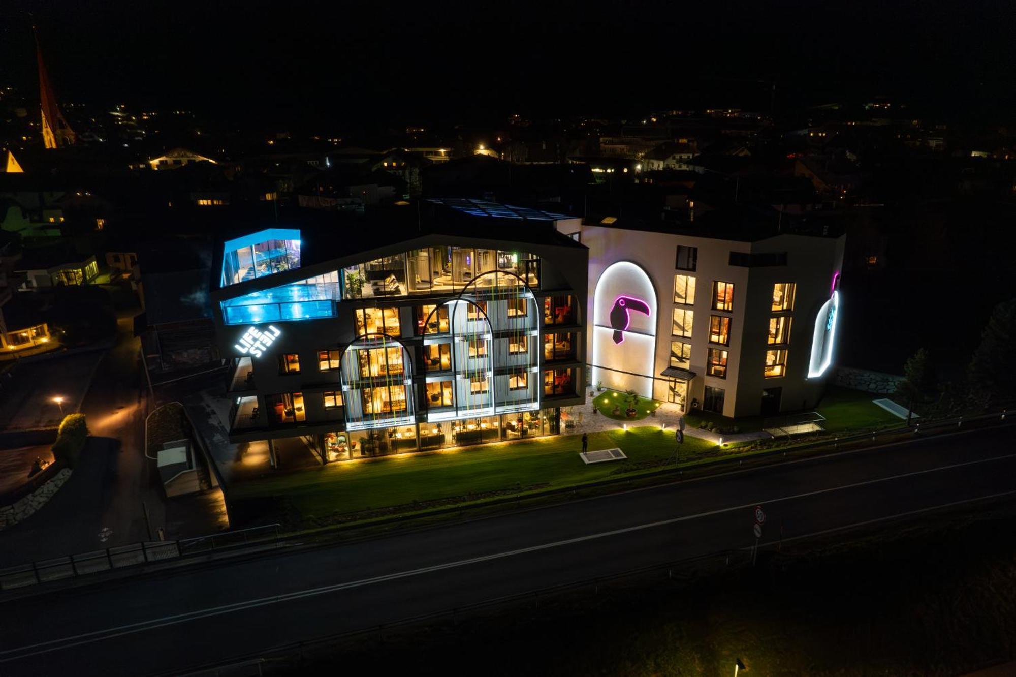 Lifesteil Aparthotel Umhausen Ngoại thất bức ảnh